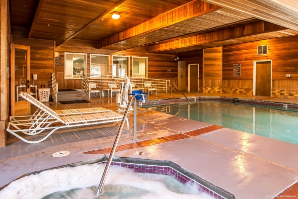 Hotel Comfort Suites (Clackamas)